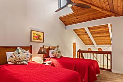 Kanaloa at Kona, Condo 1404