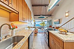 Kulakane 310 Oceanfront Retreat