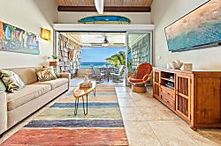 Kulakane 310 Oceanfront Retreat