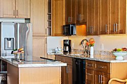 Kulakane 310 Oceanfront Retreat