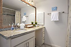 Waikomo Stream Villas 321