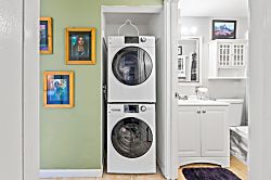 Kona Plaza Condo 2023