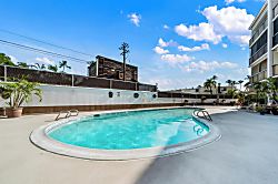 Kona Plaza Condo 2023