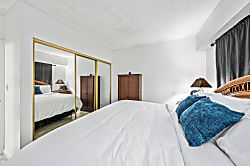 Kona Plaza Condo 2023