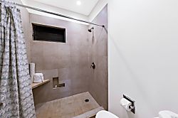 Kiahuna Plantation 87 (Building 16)