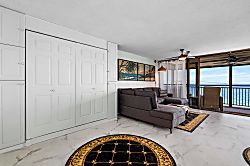 Kona Alii Condominiums 401