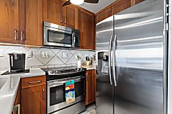 Kona Alii Condominiums 401