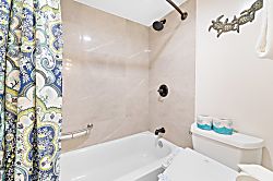 Waikiki Banyan 36th Floor Ocean View Condo