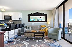 Waikiki Banyan 36th Floor Ocean View Condo
