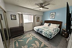 Kona Beachside Condo 3rd Floor Retreat