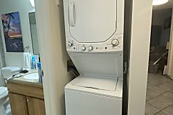 Kona Beachside Condo 3rd Floor Retreat