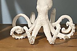 Kona Beachside Condo 3rd Floor Retreat