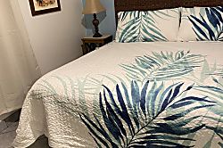 Kona Beachside Condo 3rd Floor Retreat