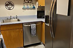 Kona Beachside Condo 3rd Floor Retreat