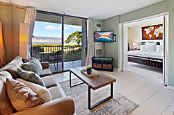 Kauhale Makai Oceanview Condo