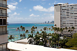 Diamond Head Beach Hotel #802