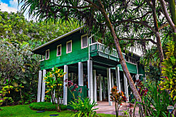 Kauai Tree House HAENA