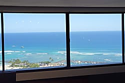 Waikiki Marina 3704