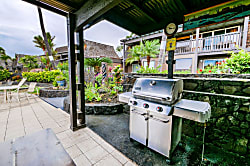 5 Star Black Sand Beach Condo