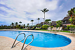 5 Star Black Sand Beach Condo