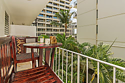 Cabana Waikiki 303