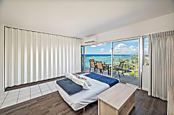 Waikiki Shore Ocean Front 1BD on the 10th Floor