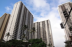 Waikiki Banyan #2910-II