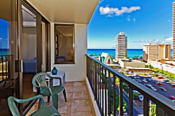 Waikiki Banyan Ocean View Unit
