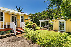 Brennecke Beach Historic Cottage