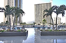 25th Floor Kuhio Avenue