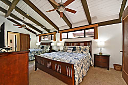 Papakea Oceanfront Resort E403