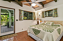 Keiki Leo beach house