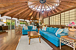 Keiki Leo beach house