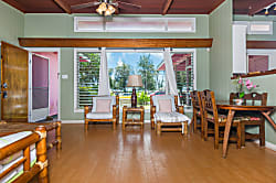 The Pink Kailua Beach House