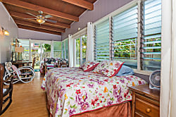 The Pink Kailua Beach House