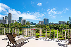 Ocean View Boutique Condo - 20th FL