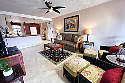 Royal Mauian Remodeled Condo