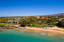 Steps from the pool and across the beach! Maui Vis