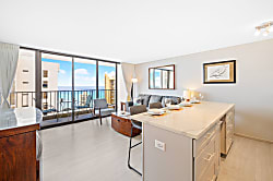 Waikiki Banyan 36th-floor unit