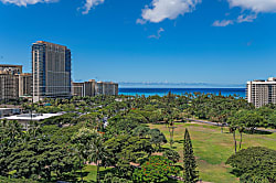 Luana Waikiki 10th Floor