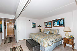 Ilikai Hotel Ocean View 2BR/2BA Unit