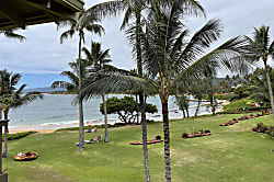 Lae Nani Beachfront Condo Top Floor Unit