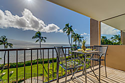 Maalaea Banyons Oceanfront Condo