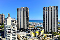 Ala Moana Hotel 18