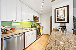 Kapaa Shore Resort A307