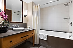 Ko Olina Beach Villas B602