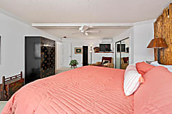 Kona Reef Oceanfront Retreat 3BR