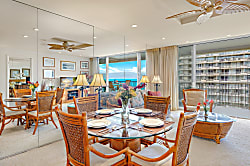 The Whaler 707 - Luxurious Oceanview Suite