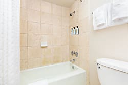 Luana Waikiki Hotel Studio 8th Floor