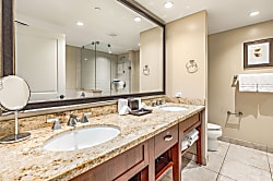 Honua Kai Resort Hokulani 225